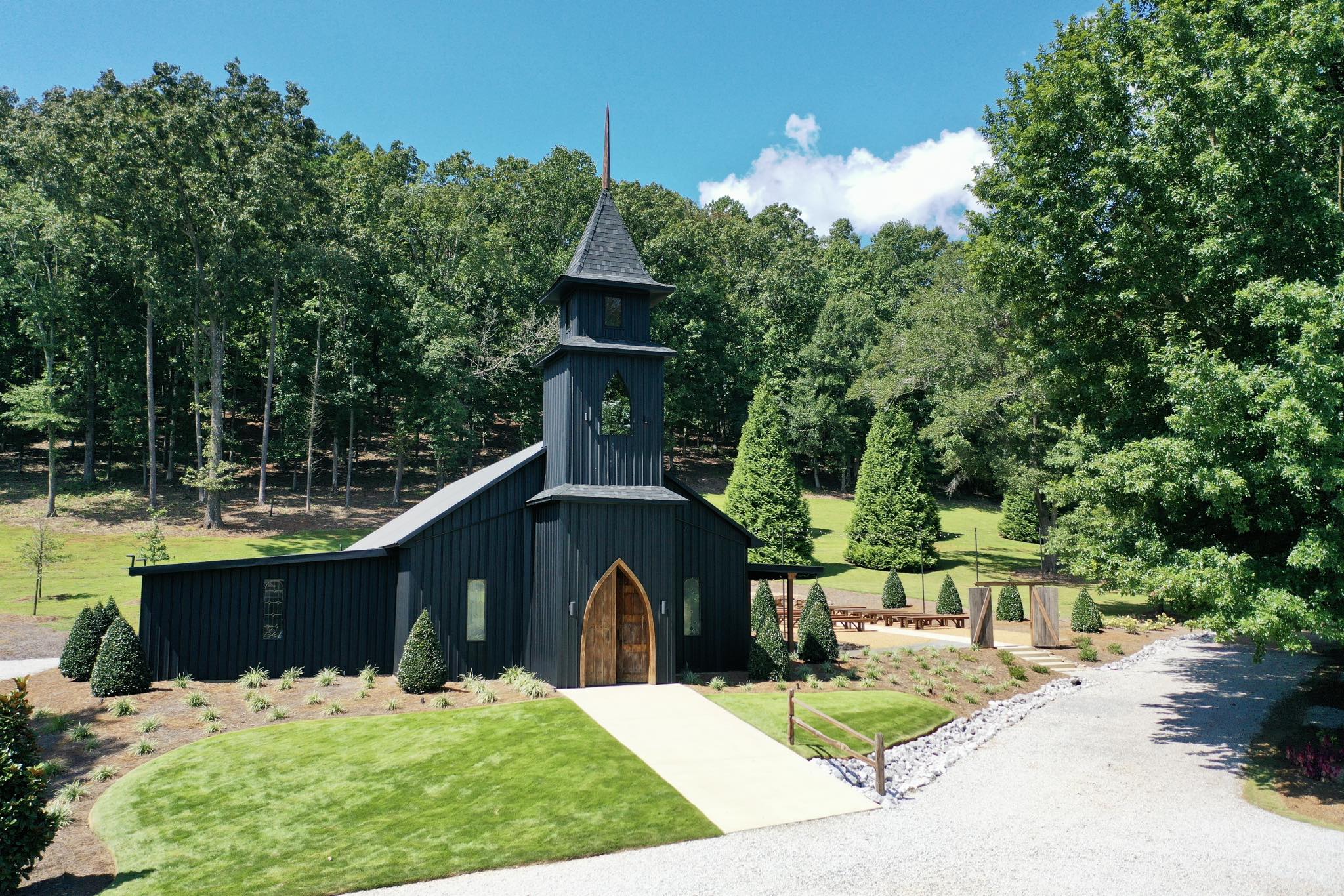 Anniston Alabama Wedding DJ
Anniston Wedding DJ
Hall Farms Weddings and Events
Hall Farms
Heritage Wedding DJs
Heritage DJs