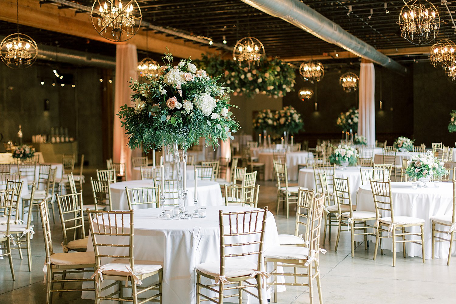 Birmingham Alabama Wedding DJ
Hoover Alabama Wedding DJ
Park Crest Event Facility
Heritage Wedding DJs
Heritage DJs