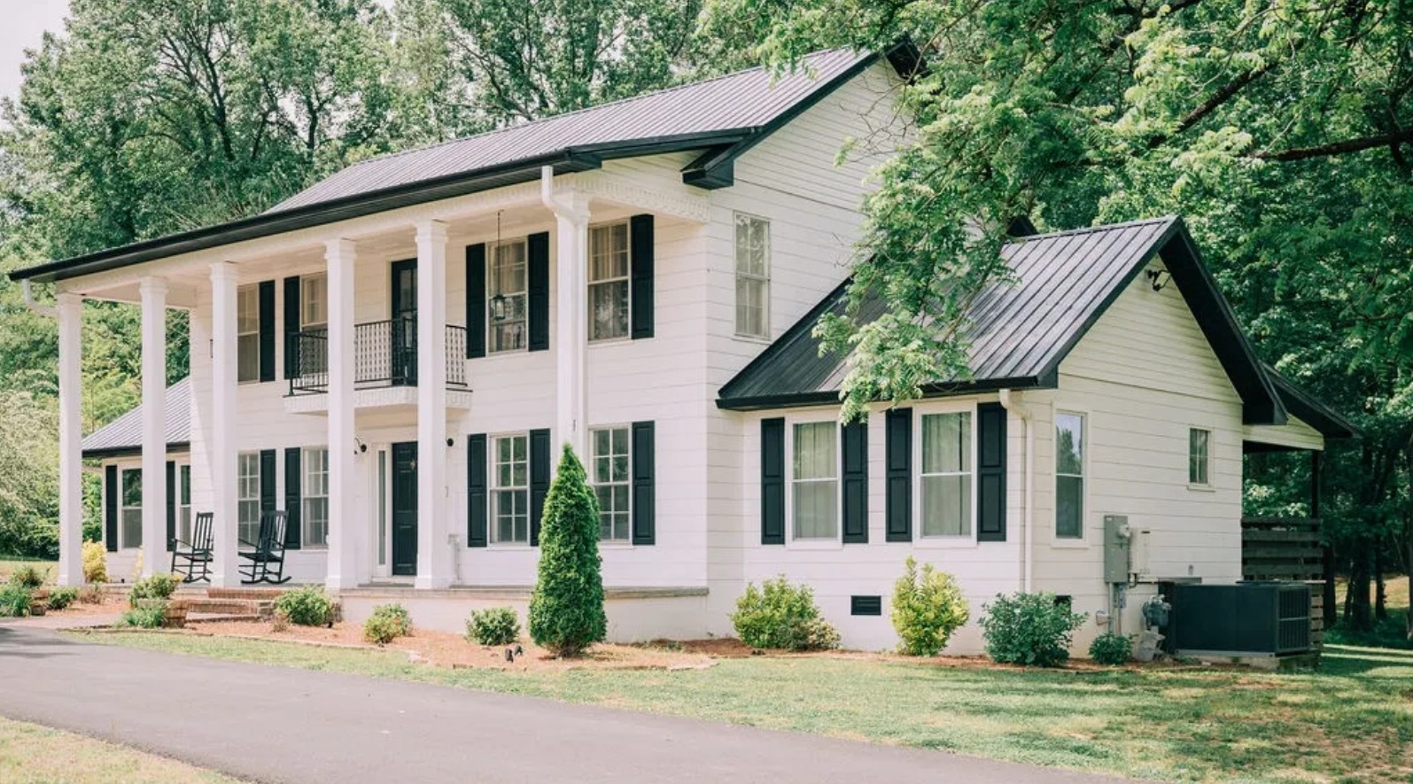 Guntersville Alabama Wedding DJ
Guntersville AL Wedding DJ
Huntsville Wedding DJ
The Upton House
Heritage Wedding DJs
Heritage DJs