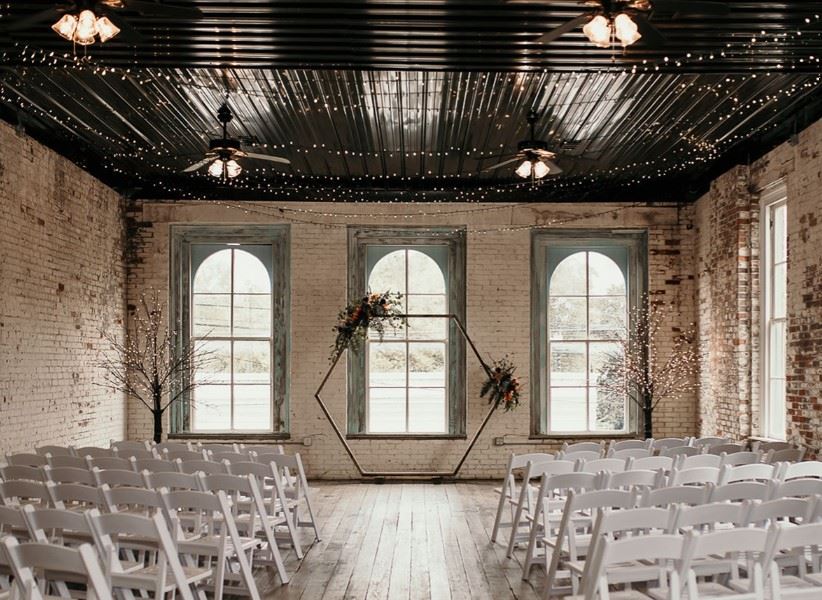 Birmingham Alabama Wedding DJ
Springville Alabama Wedding DJ
Woodall Building
Heritage Wedding DJs
Heritage DJs