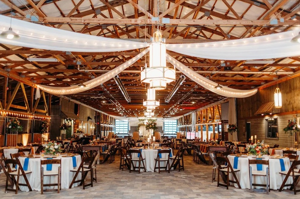 Bowling Green Kentucky Wedding DJ 
Bowling Green KY Wedding DJ
Bowling Green Wedding DJ
Tennessee Wedding DJ
Nashville Wedding DJ
Highland Stables
Heritage Wedding DJs
Heritage DJs