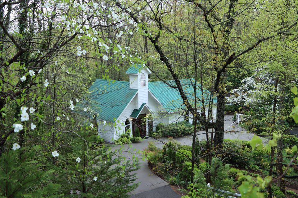 Gatlinburg Wedding DJ
Gatlinburg TN Wedding DJ
Chapel at the Park
Heritage Wedding DJs
Heritage DJs