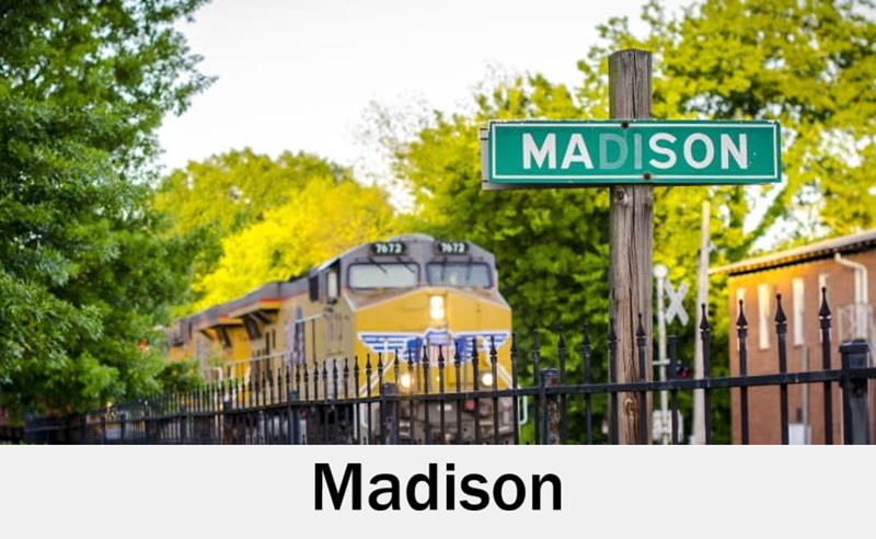Madison, Alabama downtown area hosting wedding celebrations