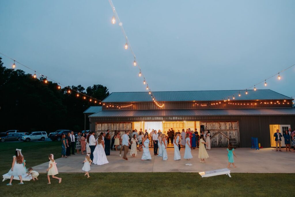 Elkmont Wedding DJ
Elkmont AL Wedding DJ
Willow Oak Farms
Heritage Wedding DJs
Heritage DJs